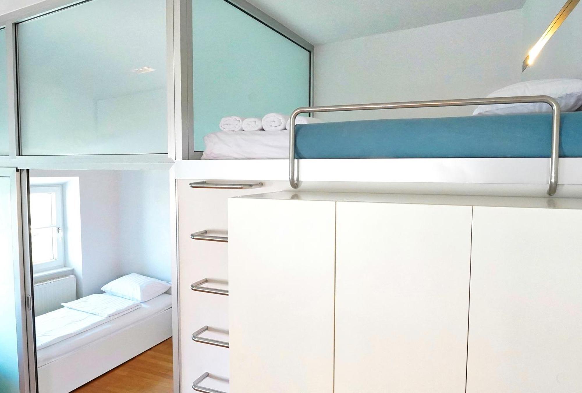 Poet Apartment Lubiana Esterno foto